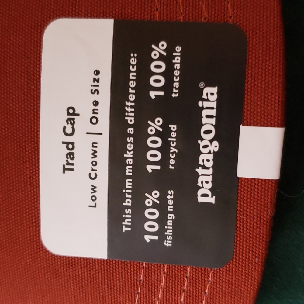 Patagonia P6 Big Label Trad Hat Ball Cap Barn Red NWT one size - Picture 3 of 6